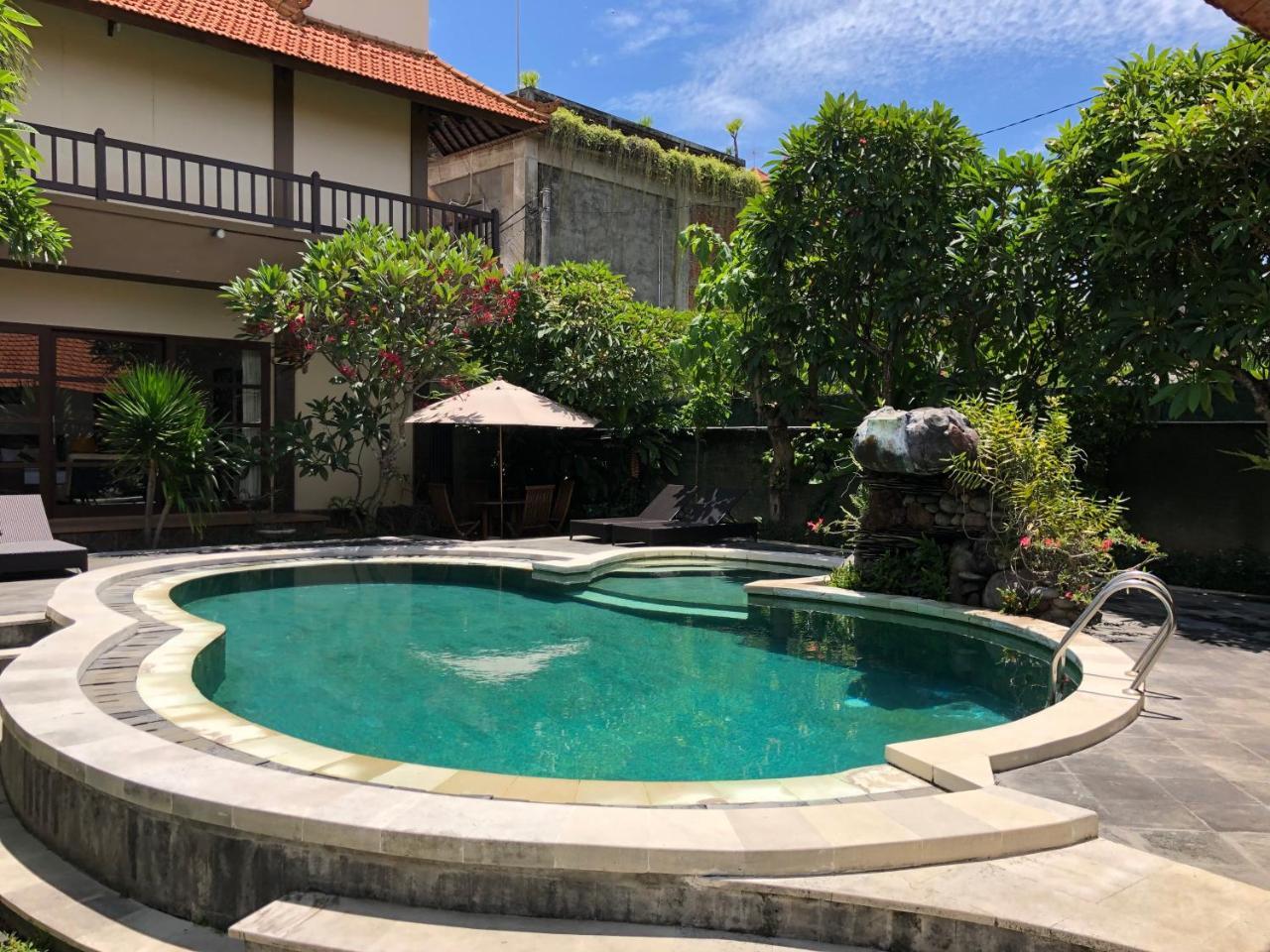 D'Kubu Legian Hotel Exterior foto
