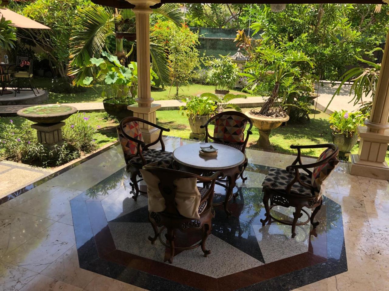 D'Kubu Legian Hotel Exterior foto