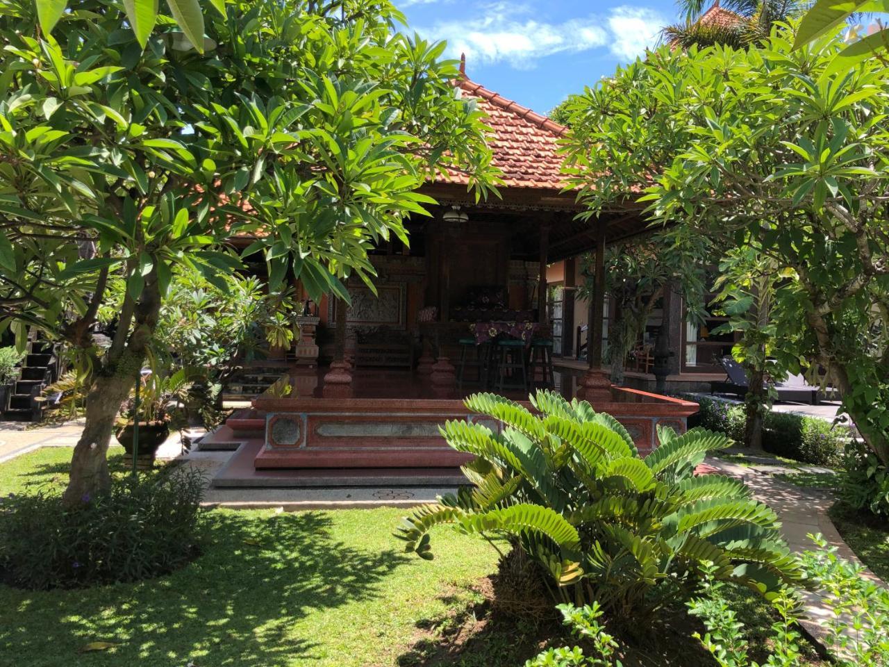 D'Kubu Legian Hotel Exterior foto