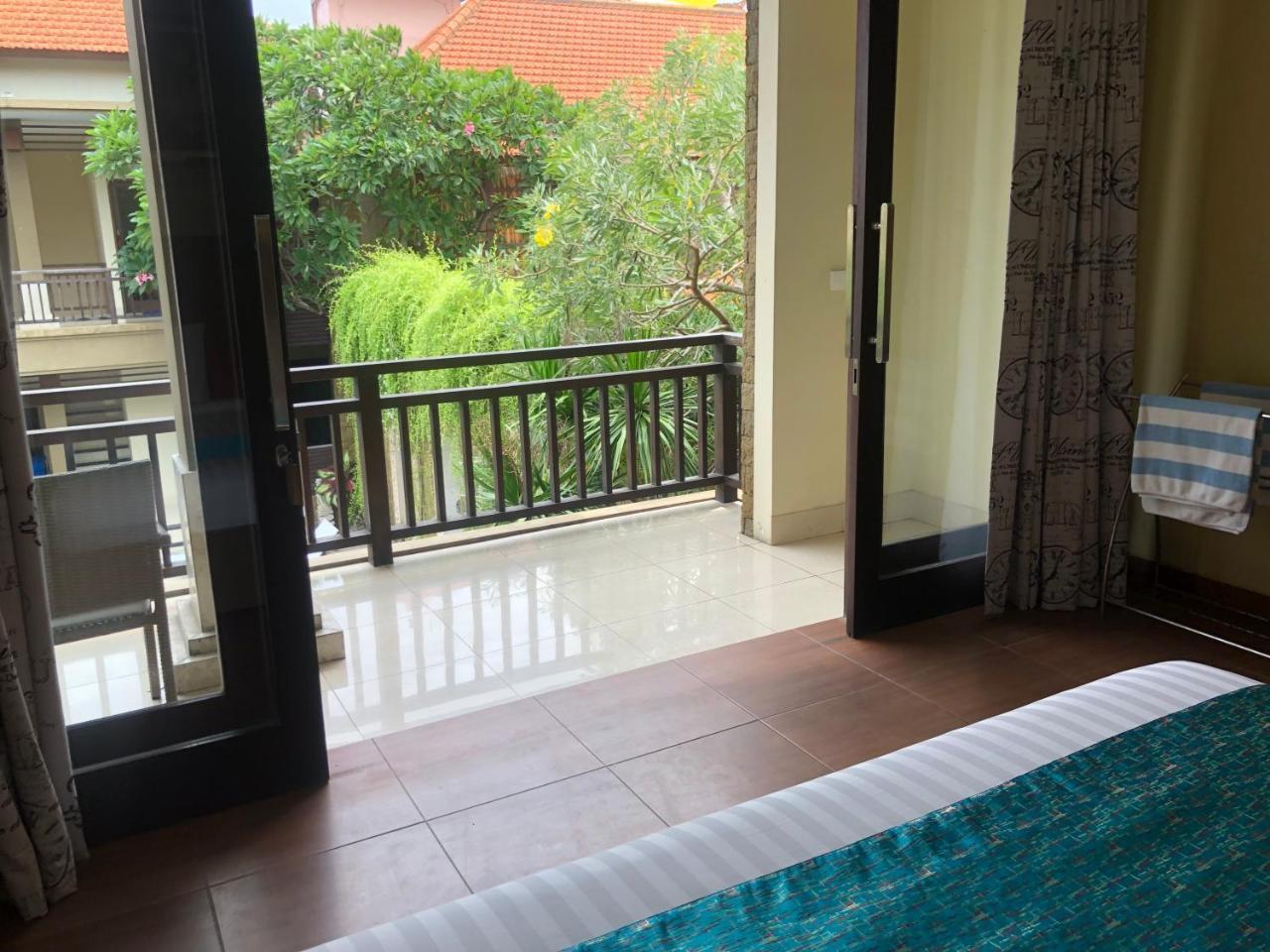 D'Kubu Legian Hotel Exterior foto